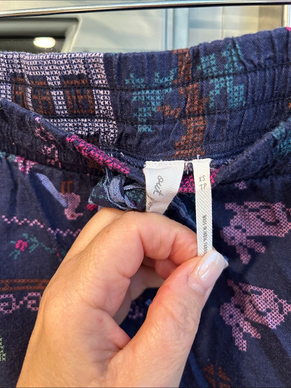 Urban Outfitters Navy Patchwork Print Joggers NWOT - Picture 4 of 6